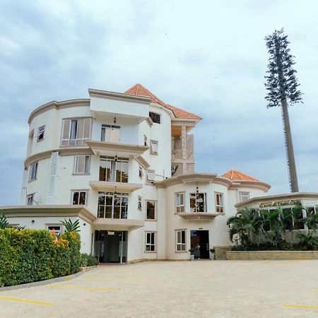 Grik Hotel - Энтеббе Экстерьер фото
